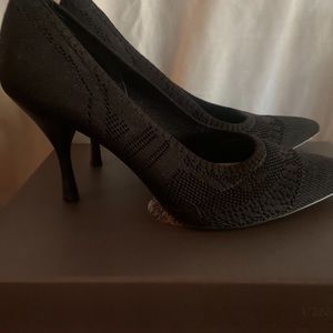 Vince Canute black heels 7.5